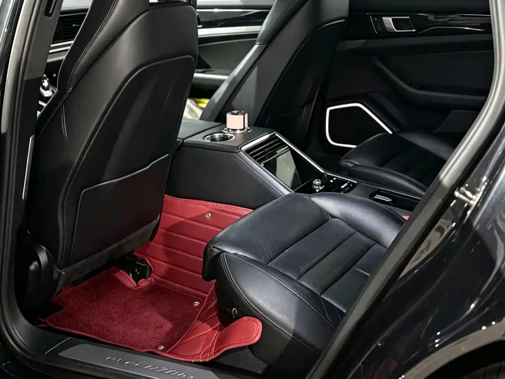 Porsche Panamera — миниатюра 4