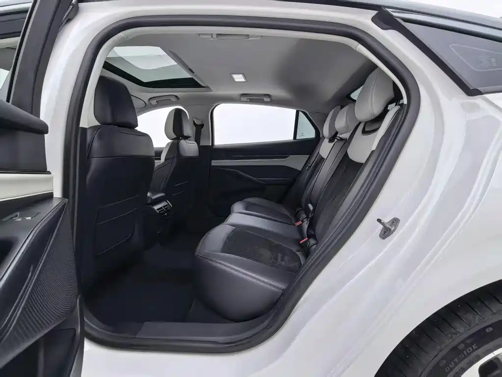 Ford Mondeo — миниатюра 14