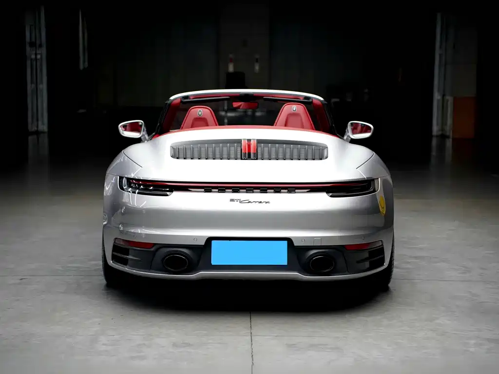 Porsche 911 2023 Carrera Cabriolet 3.0T
