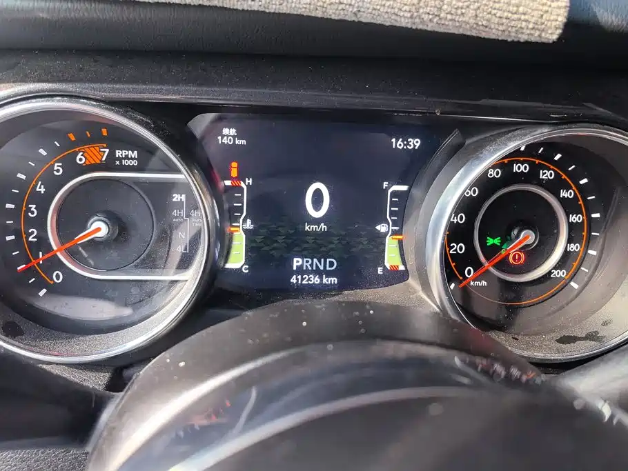 Jeep Wrangler — миниатюра 14