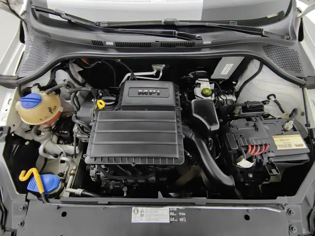 Volkswagen Santana — миниатюра 6