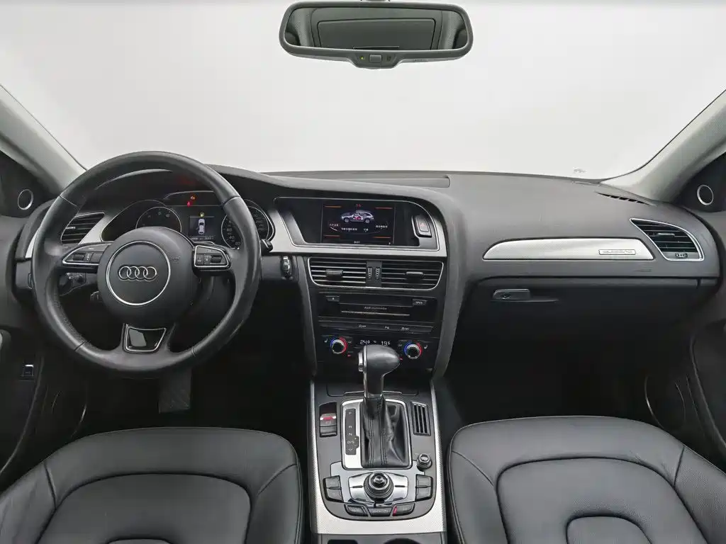 Audi A4 (Import) — миниатюра 5