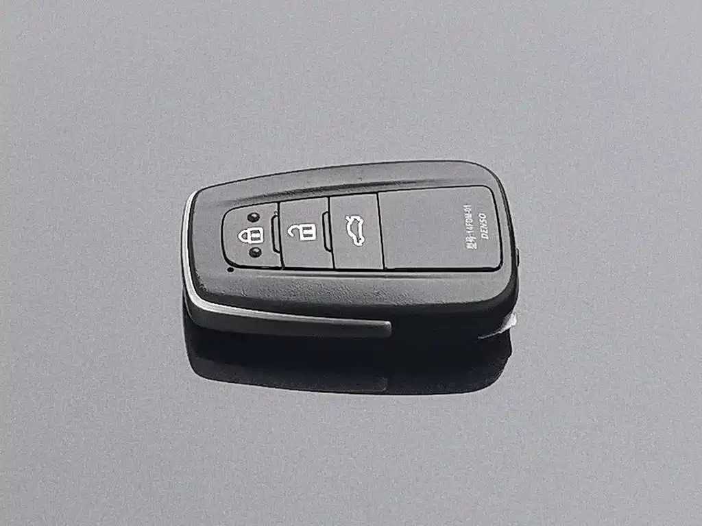 Toyota Avalon — миниатюра 19