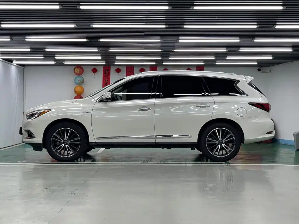 Infiniti QX60 (Import) — миниатюра 4