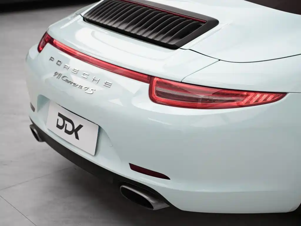 Porsche 911 — миниатюра 6