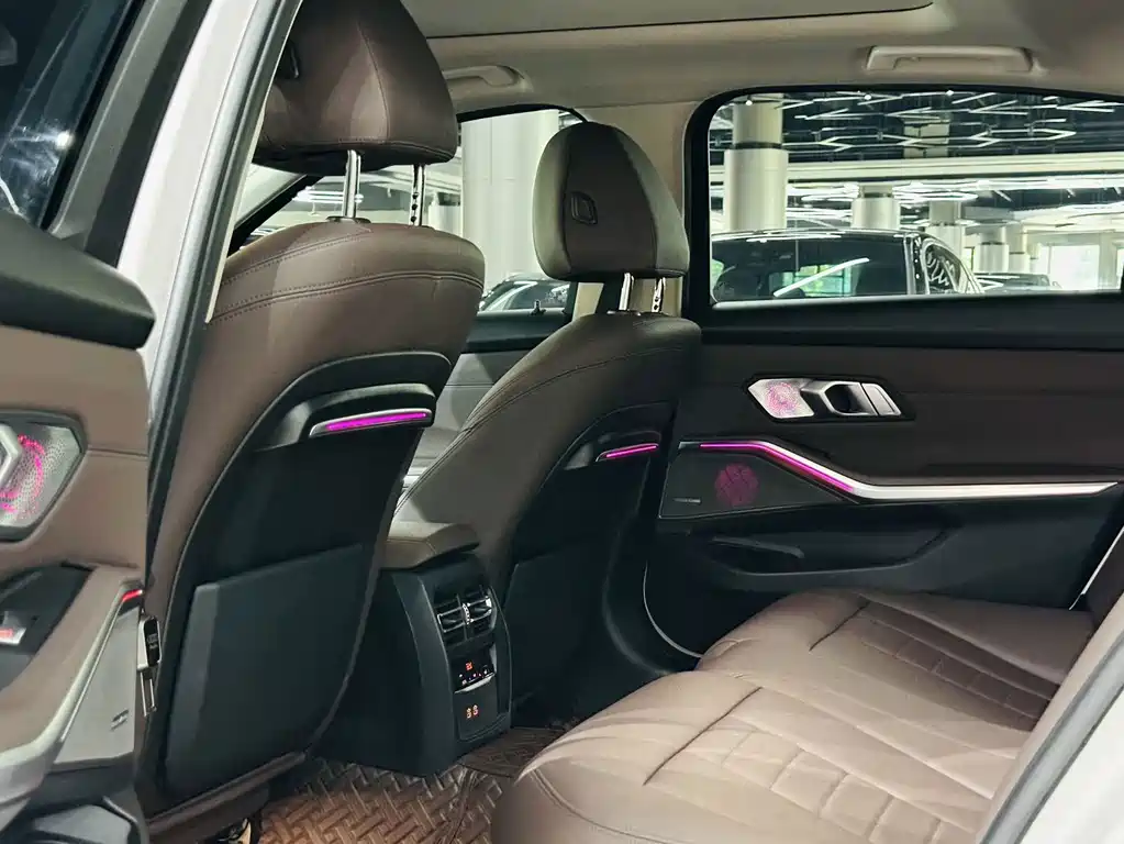 BMW 3 Series — миниатюра 6