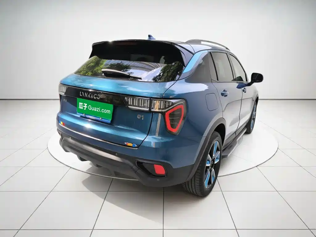 Lynk & Co 01 — миниатюра 13