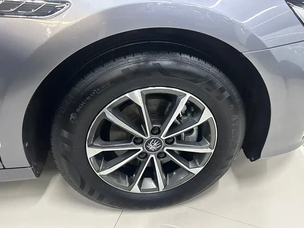 BYD Qin Plus 2023 — фото 22