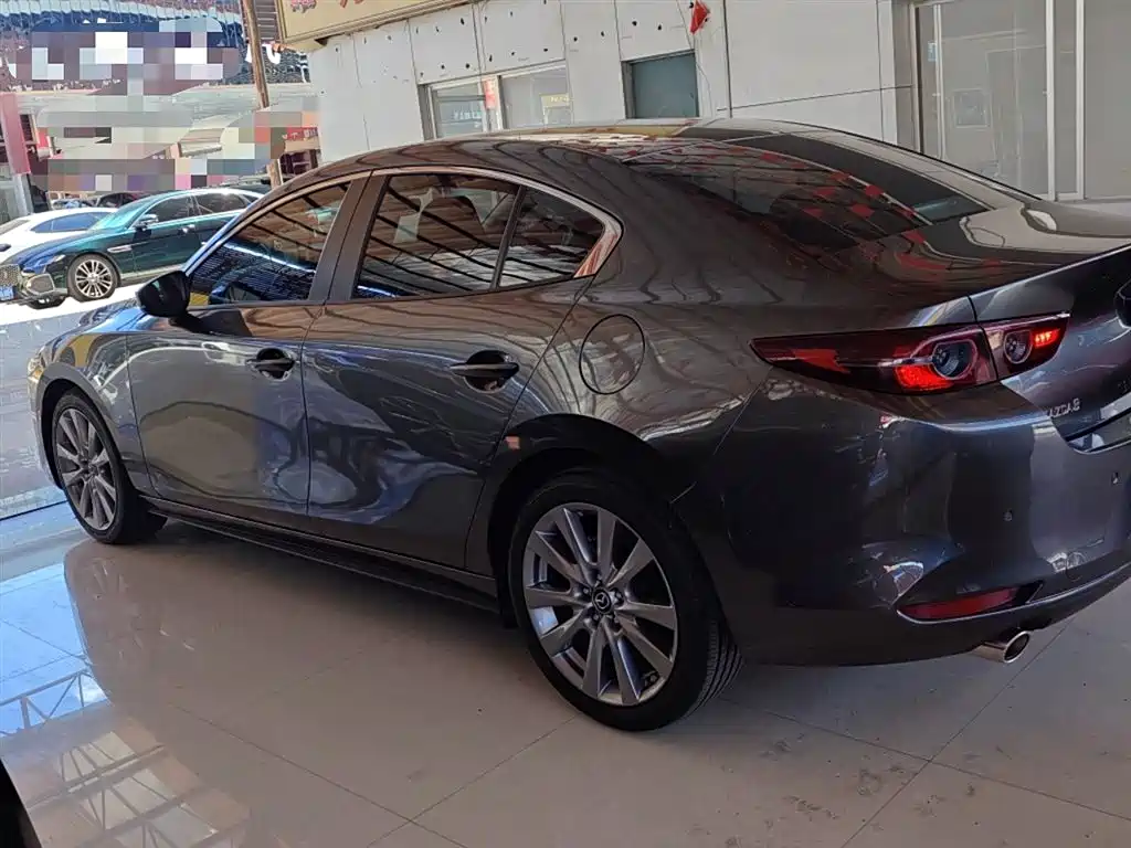 MAZDA 3 ANGKESAILA