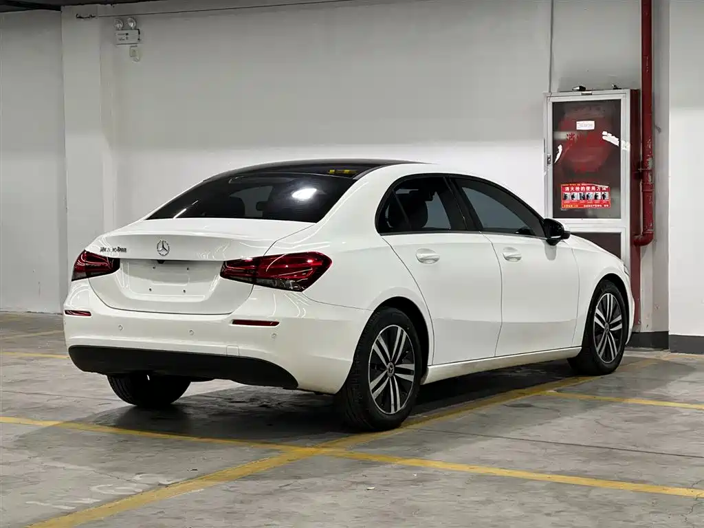 MERCEDES-BENZ A CLASS