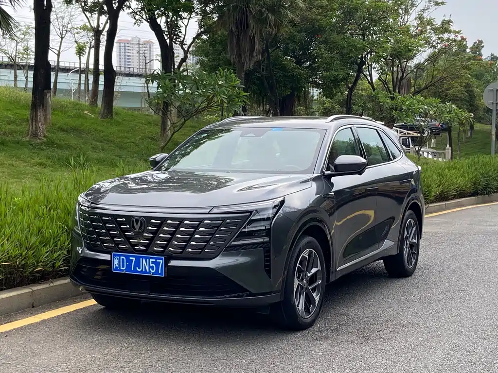 Купить Changan 长安CS75PLUS