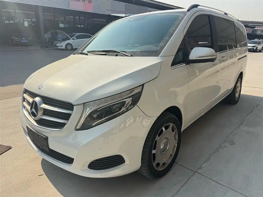 MERCEDES-BENZ V CLASS