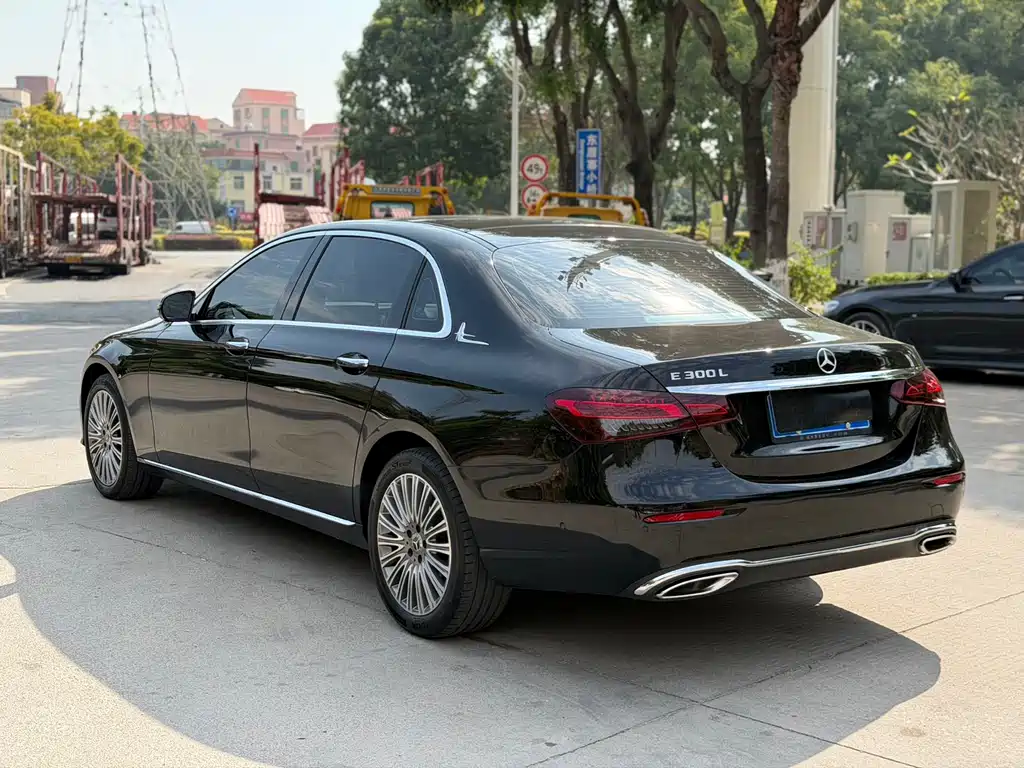 Mercedes-Benz E-Class E 2021 E 300 L Luxury