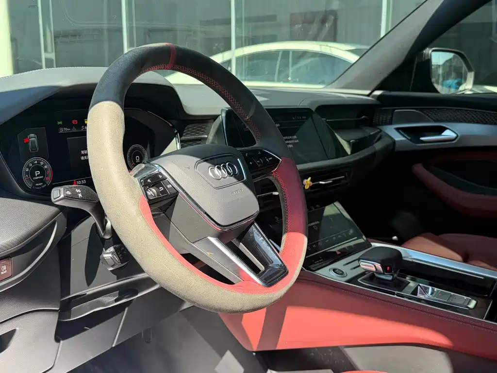 Audi Q6 — миниатюра 12