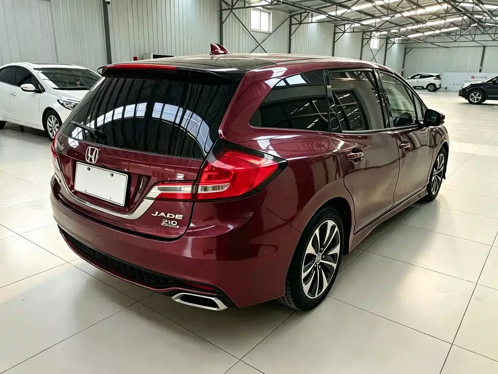 Honda Jade — миниатюра 3