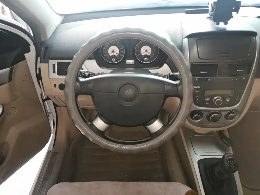 Buick Excelle — миниатюра 15