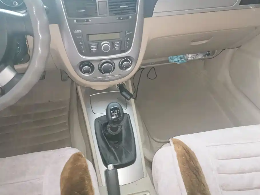 Buick Excelle — миниатюра 16