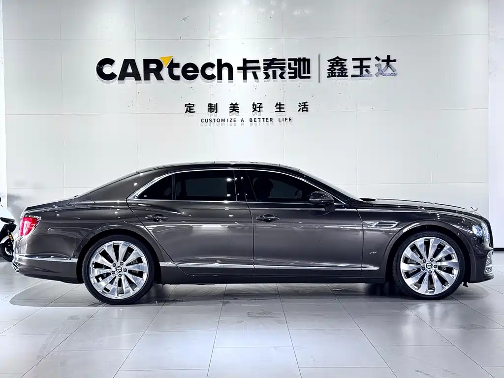 Bentley Flying Spur — миниатюра 4
