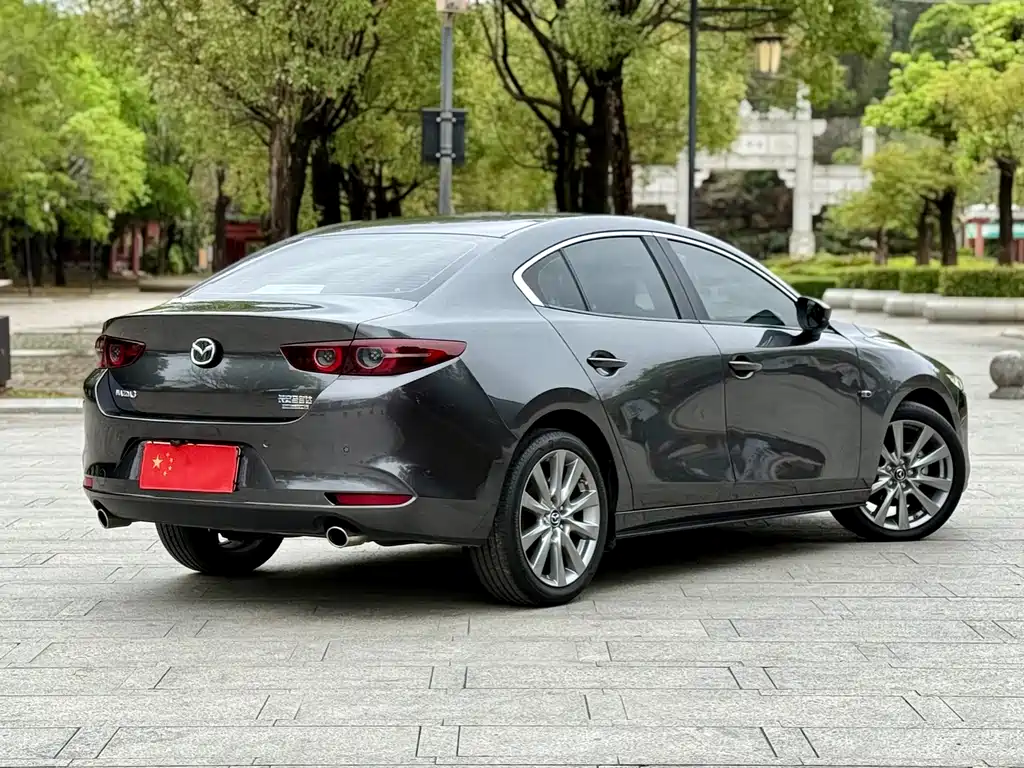 MAZDA 3 ANGKESAILA