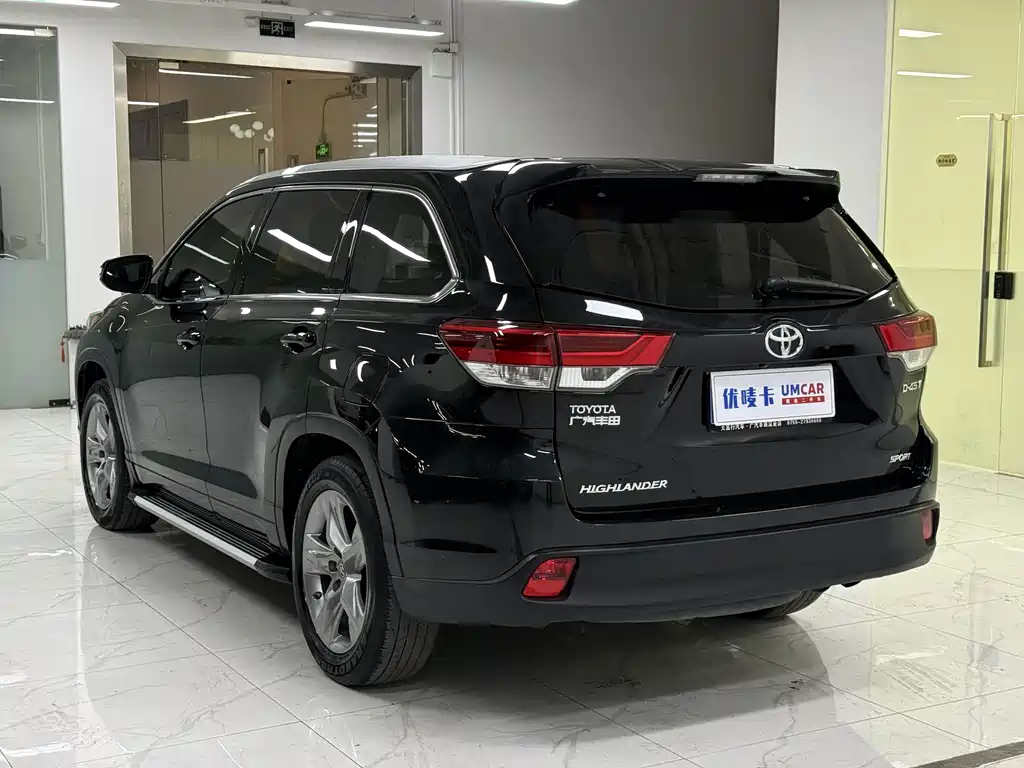 Toyota Highlander — миниатюра 4