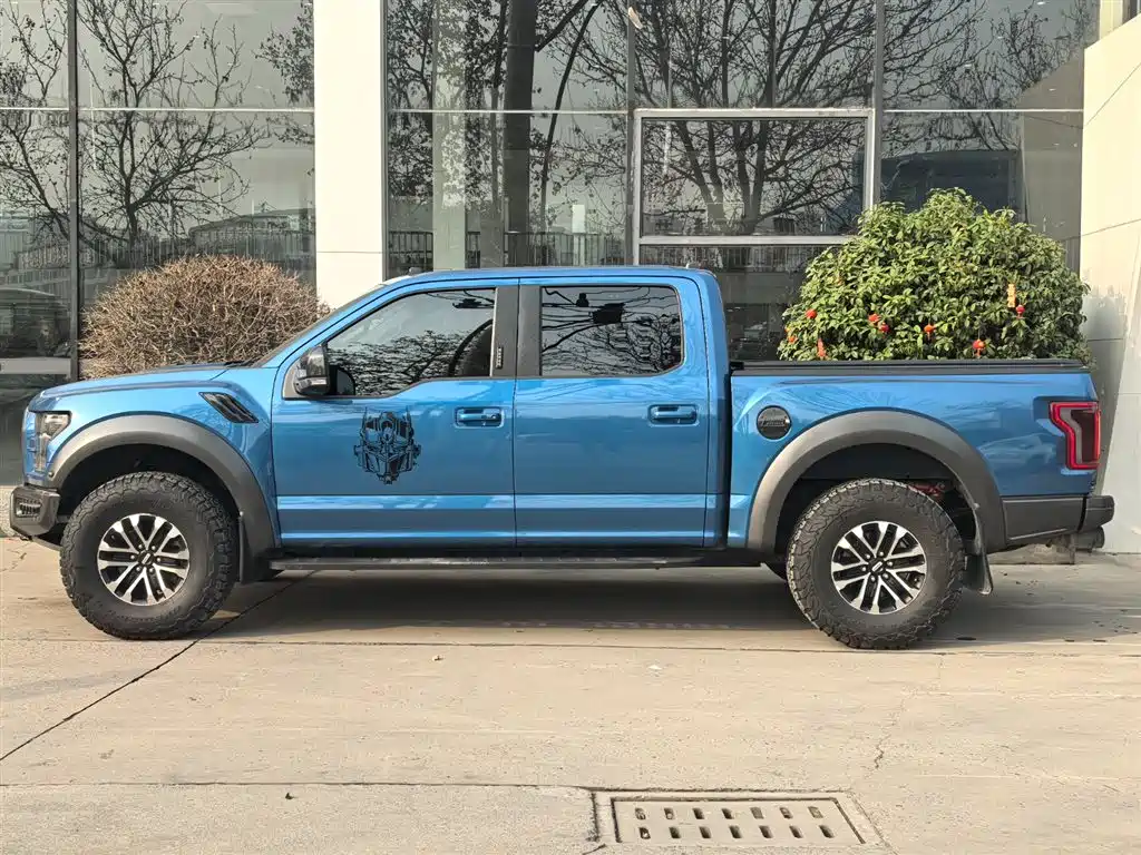 FORD F 150 RAPTOR