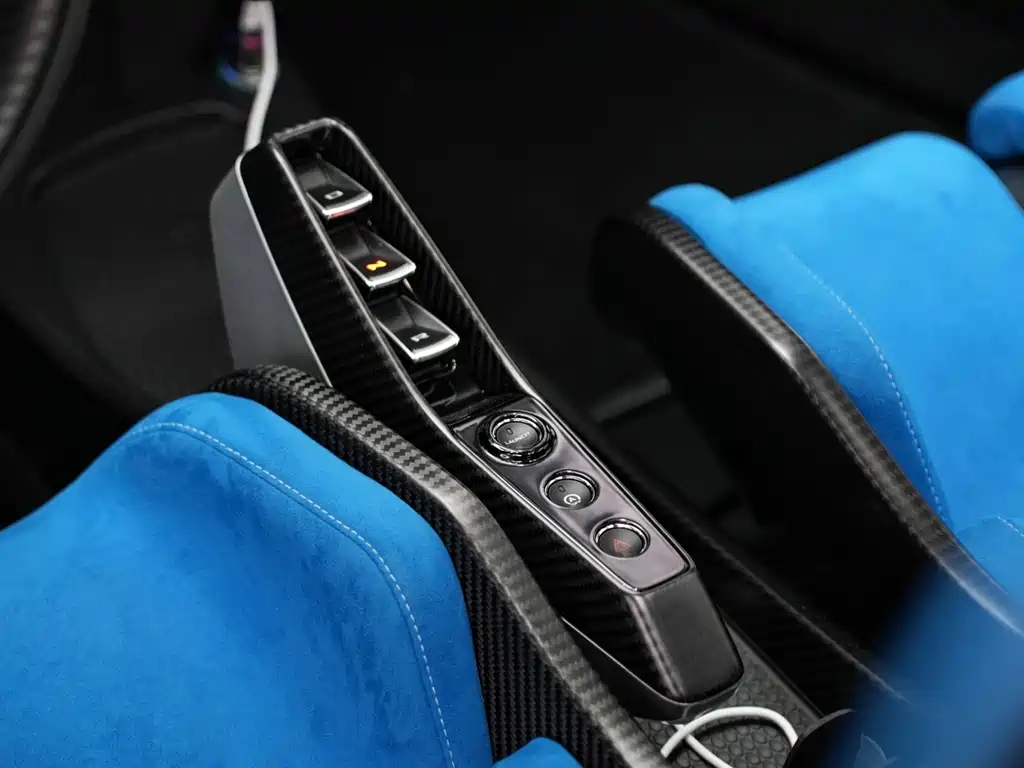 McLaren Senna — миниатюра 21