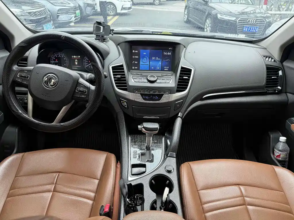 DONGFENG DONGFENG DEMEANOR MX5