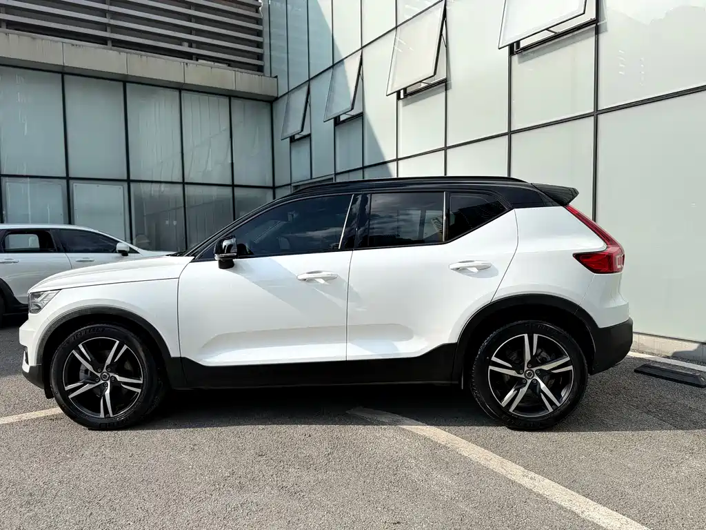 Volvo XC40 2020 T4 Sport