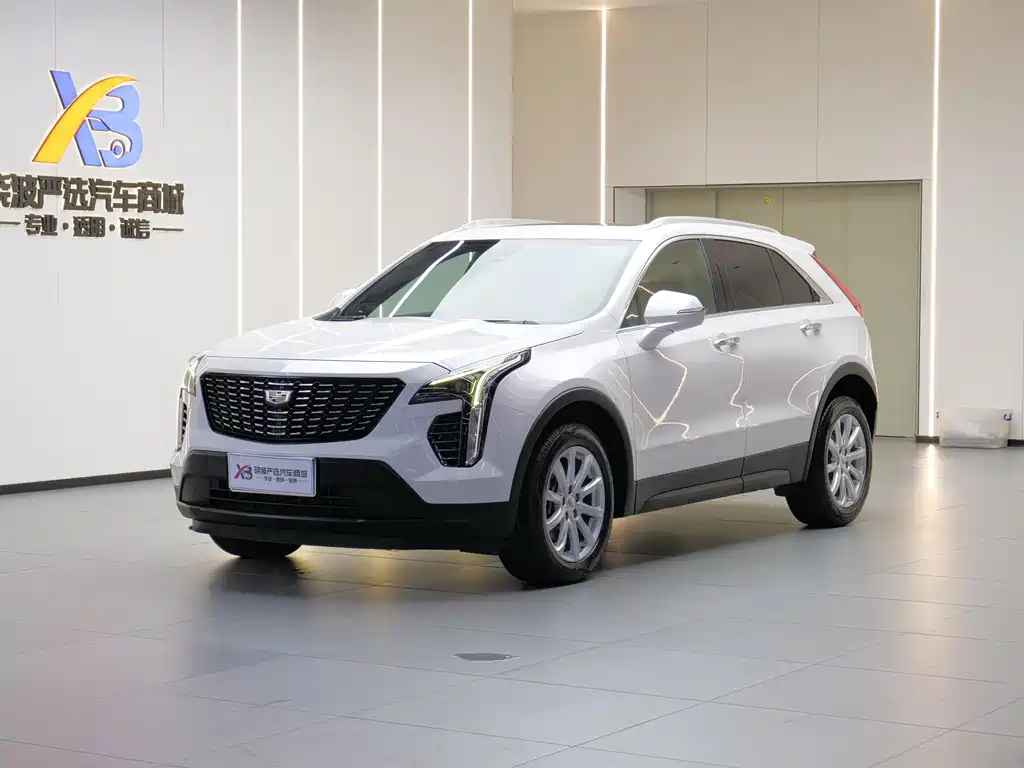 Купить Cadillac XT4