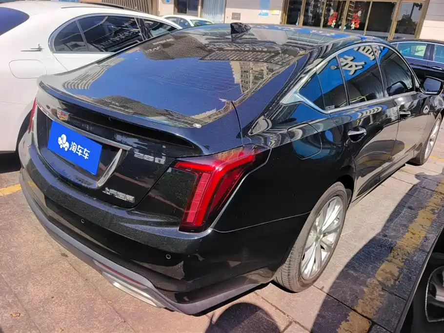 CADILLAC CT5