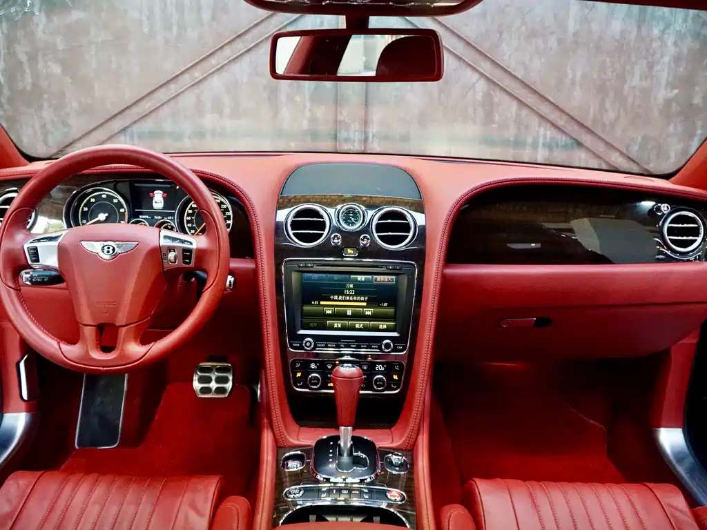 Bentley Flying Spur — миниатюра 7