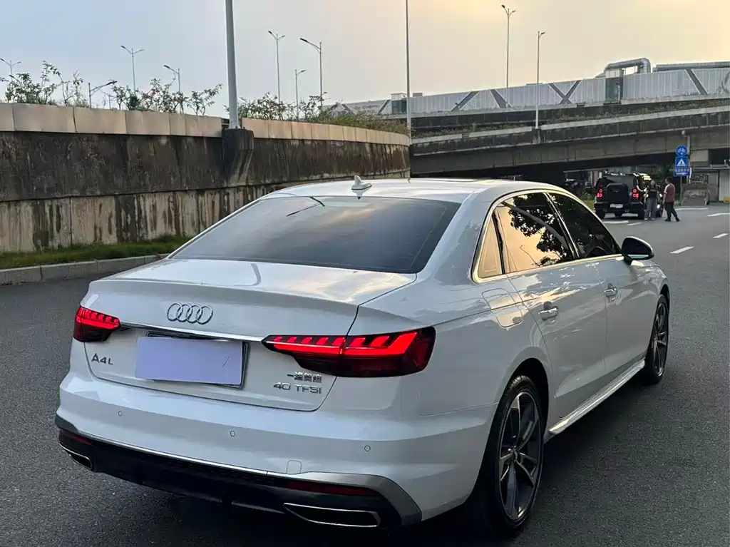 Audi A4L — миниатюра 17