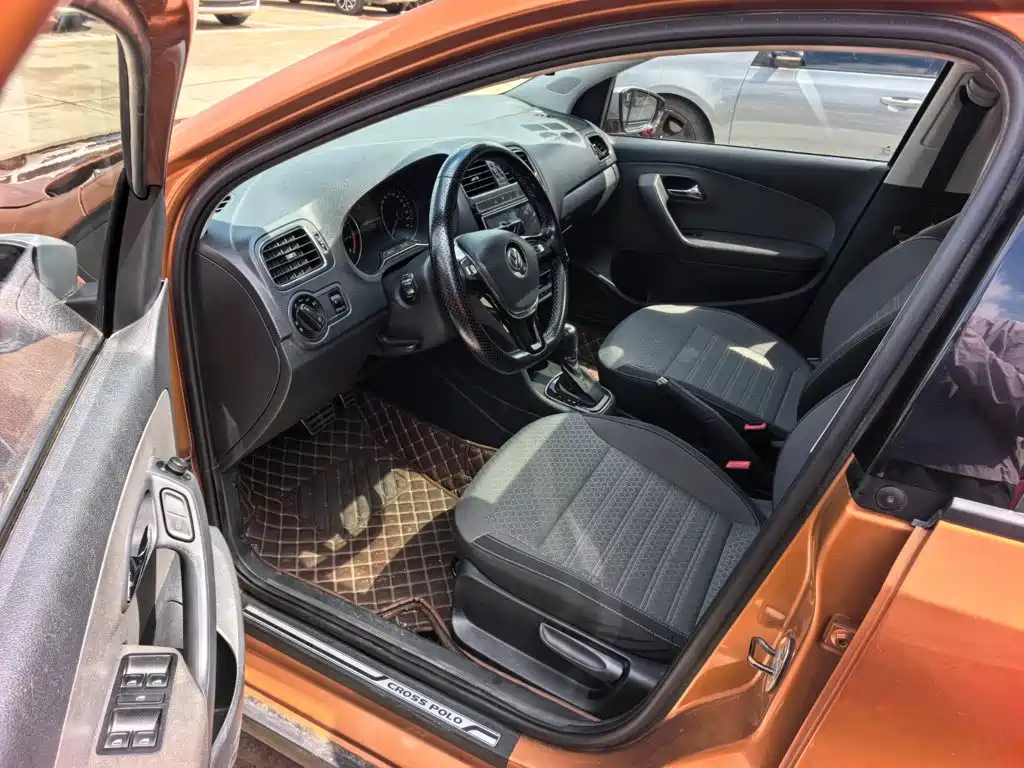 Volkswagen Polo — миниатюра 7