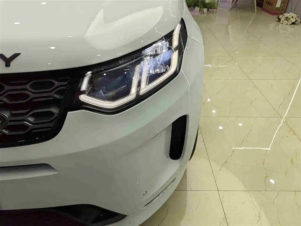 LAND ROVER DISCOVER SPORTS