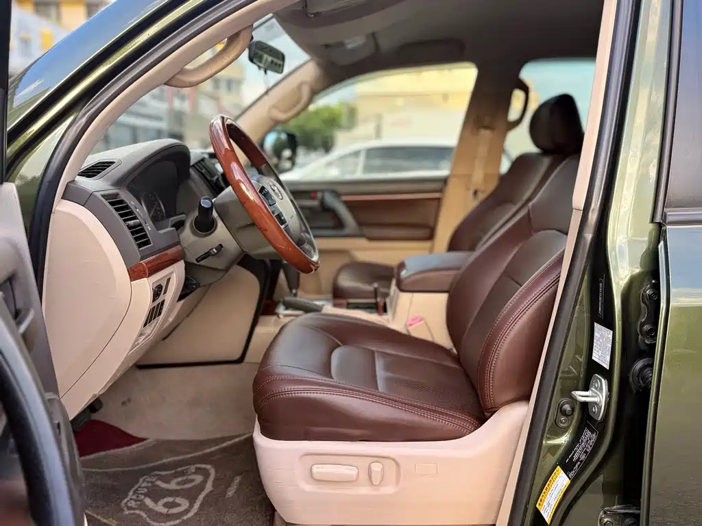 Toyota Land Cruiser — миниатюра 16