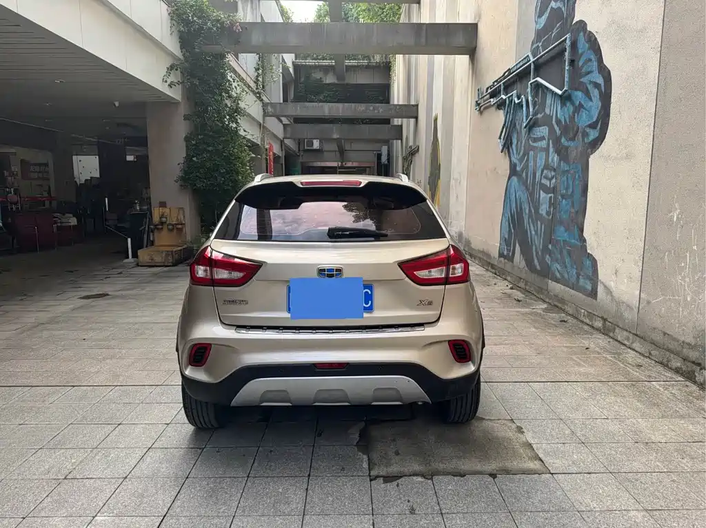 Geely Vision X3 — миниатюра 4