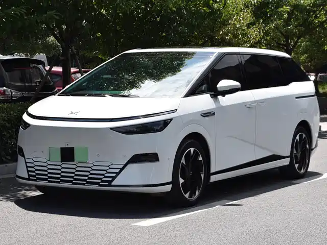 2024 Xpeng X9
