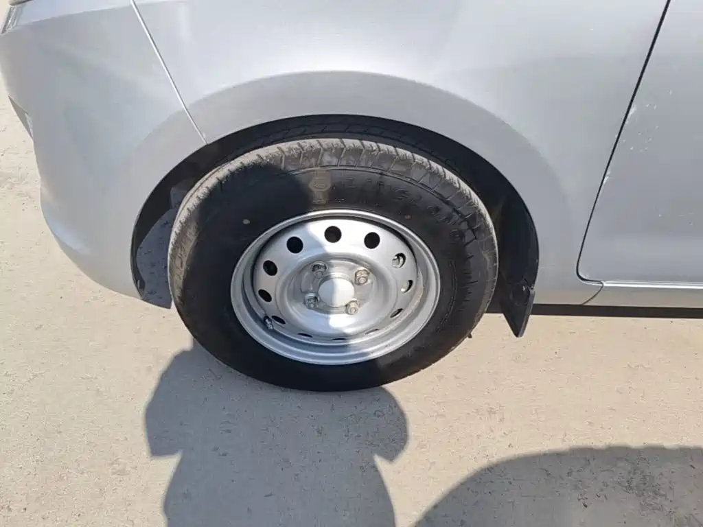 Wuling Rongguang V — миниатюра 23