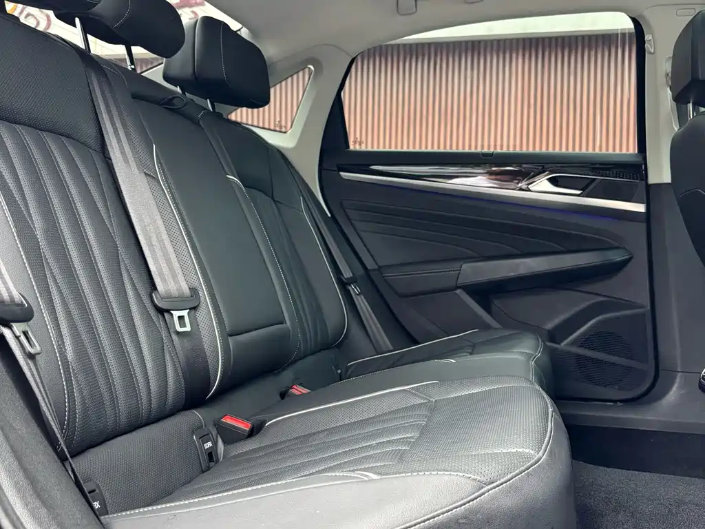 Volkswagen Passat — миниатюра 20