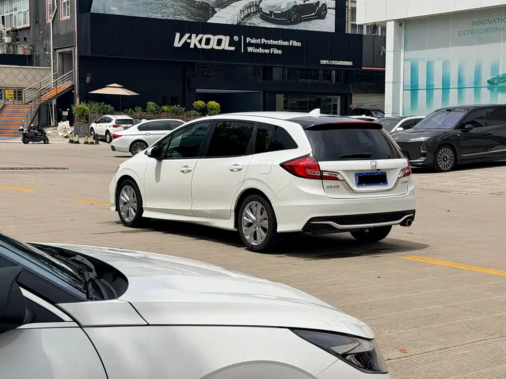 Honda Jade — миниатюра 7