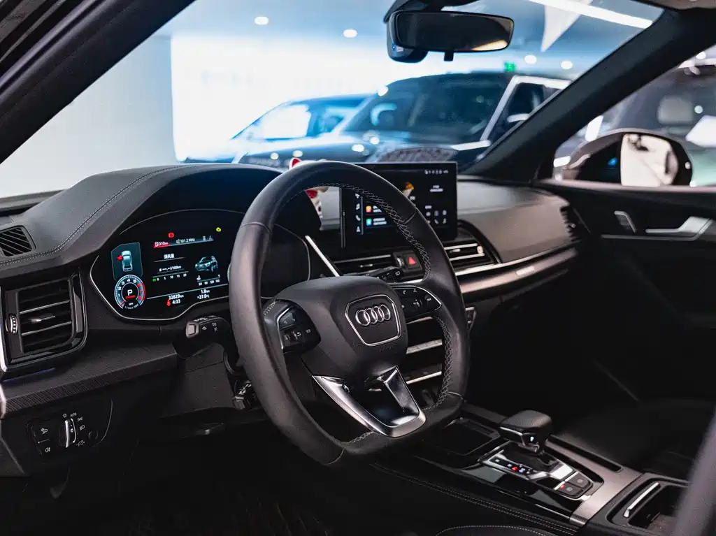 Audi Q5L 2024 40 TFSI Luxury