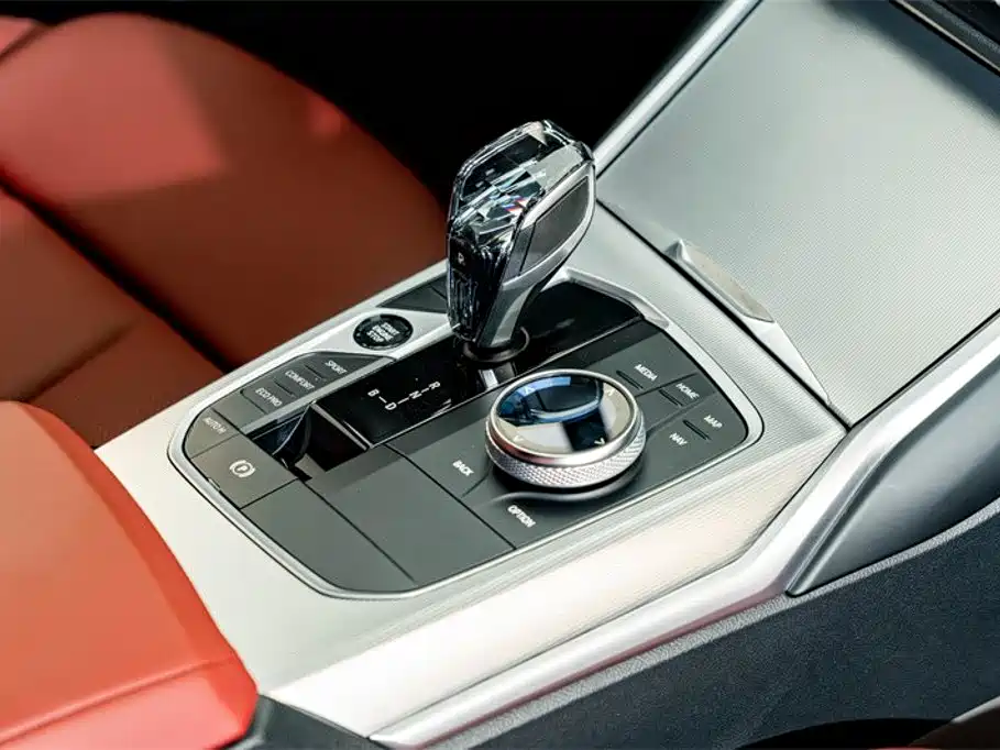 BMW i4 — миниатюра 19