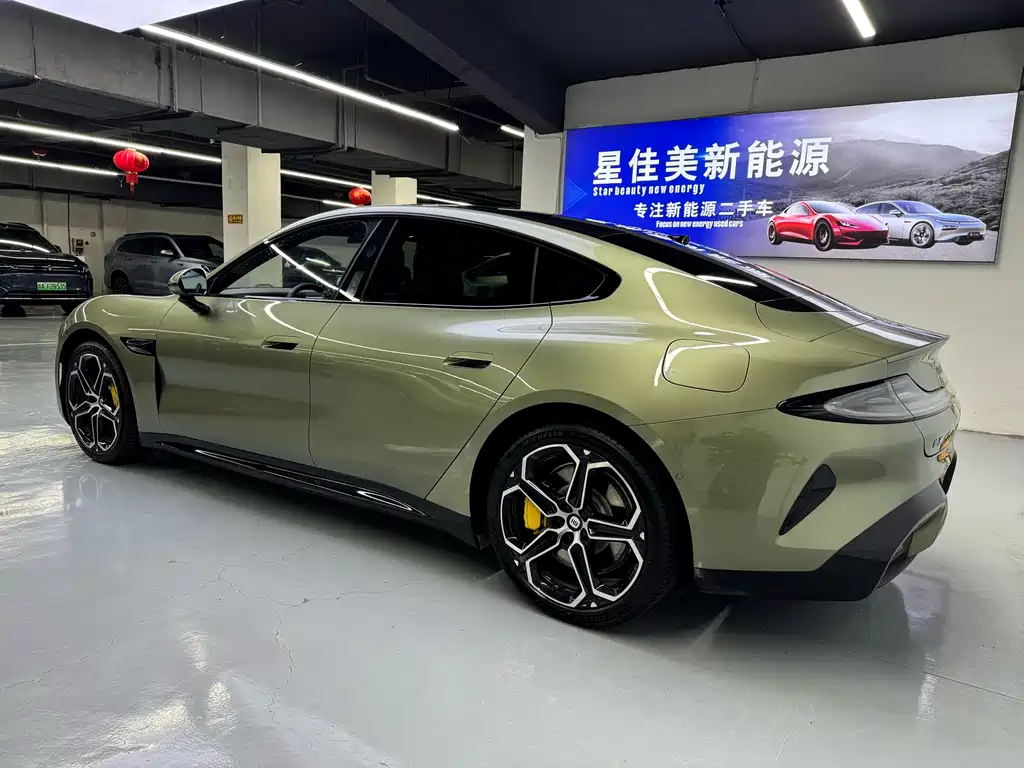 XIAOMI CAR XIAOMI SU7