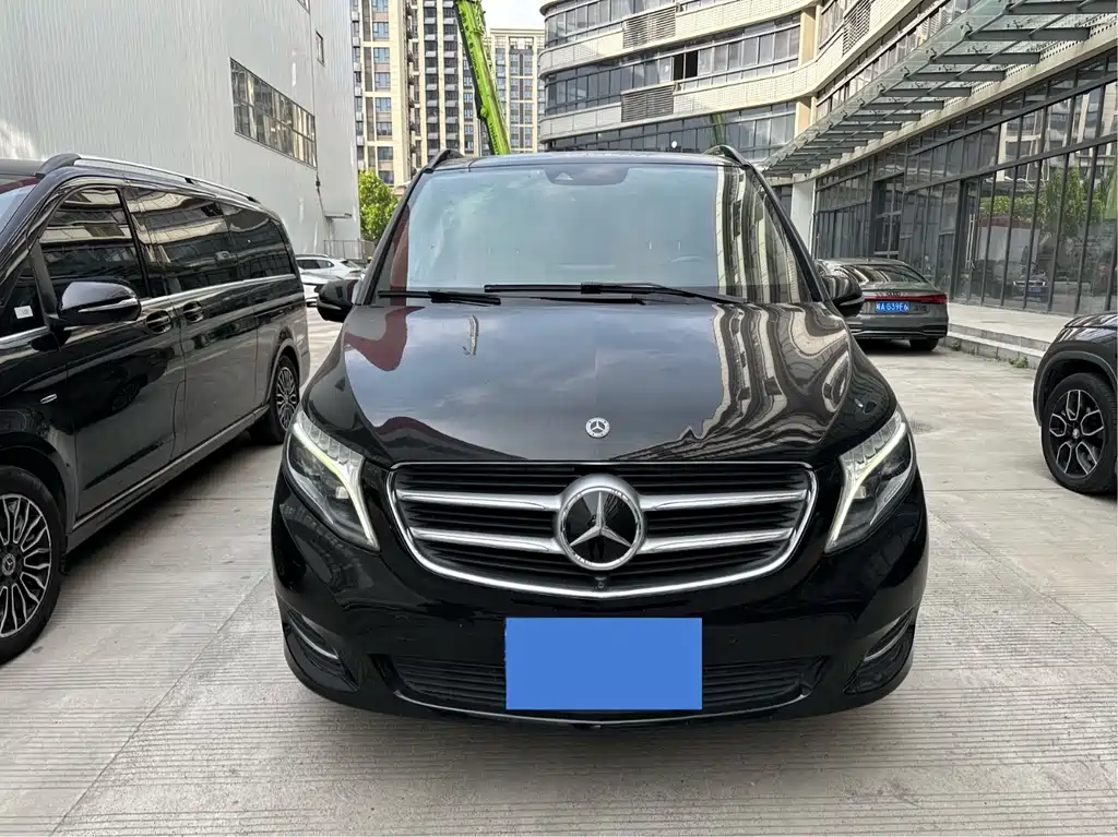 Mercedes-Benz V-Class V 2017 V 260 L Luxury Long Wheelbase