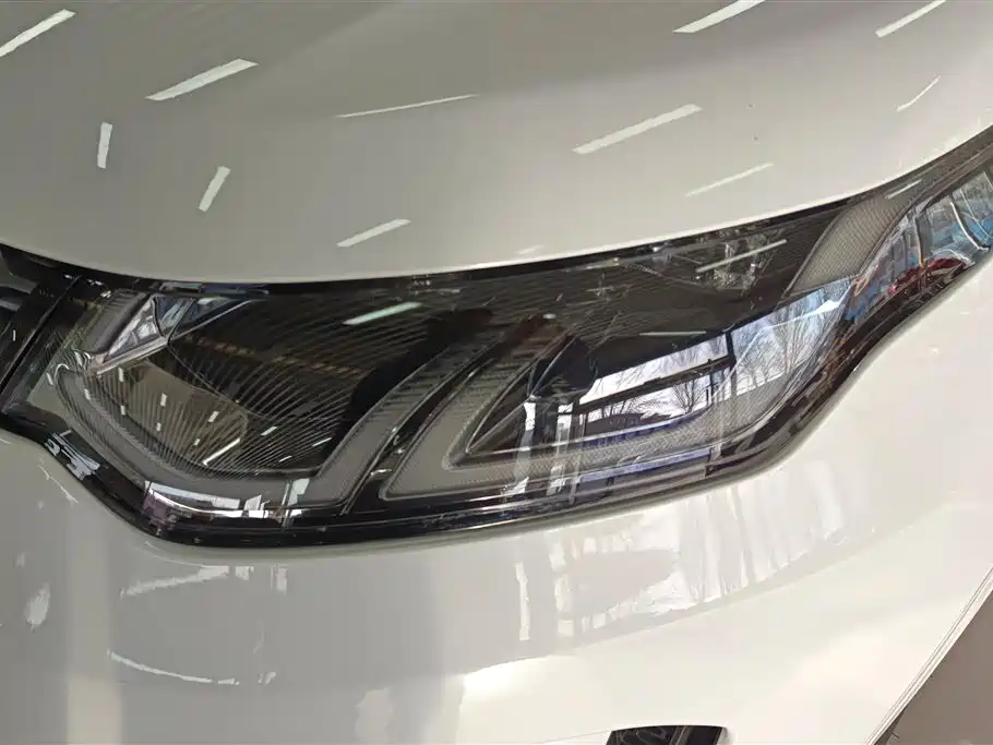 LAND ROVER DISCOVER SPORTS