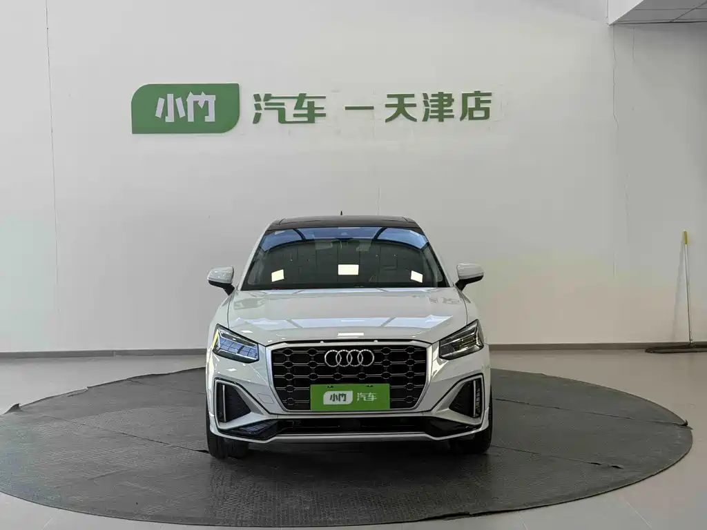 Audi Q2L — миниатюра 2