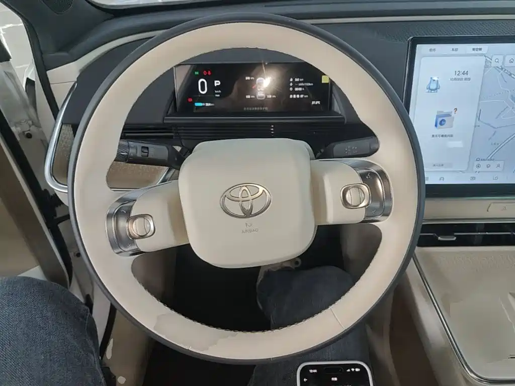Toyota bZ3X — миниатюра 11