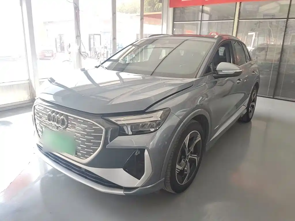 Audi Q4 e-tron — миниатюра 2