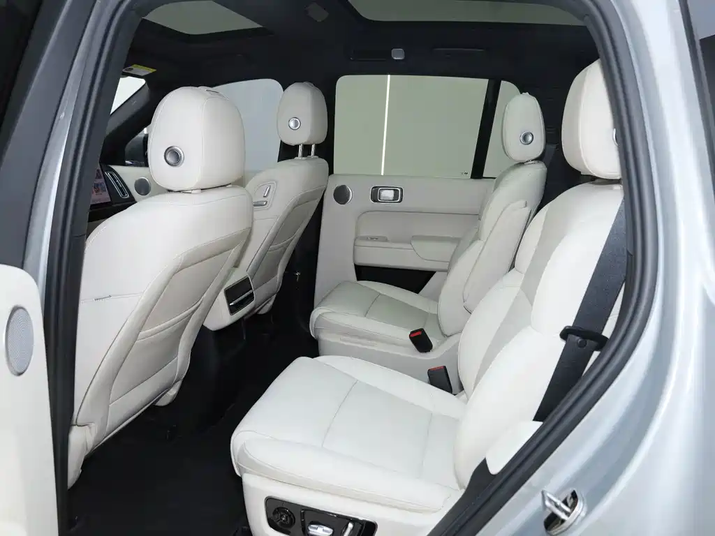 Li Auto Li L8 — миниатюра 10