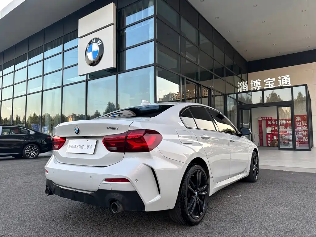 BMW 1 Series — миниатюра 14